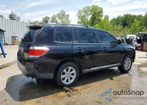 2013 Toyota Highlander Base z USA, uszkodzony, nr VIN 5TDBK3EH4DS240982